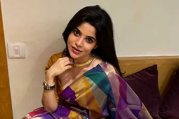 ఫోటోలు : దివ్యభారతి