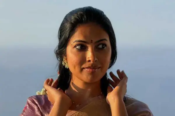 ఫోటోలు : దివి వాద్యా