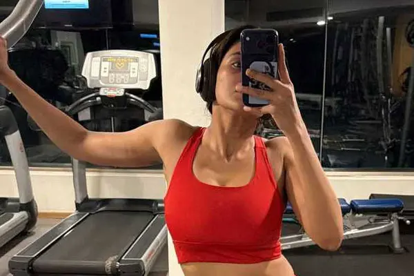 కొత్త ఫోటోలు : హెబ్బా పటేల్