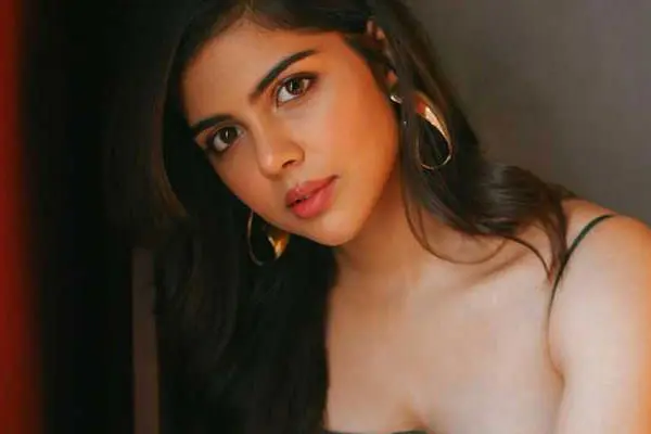 గ్లామరస్ పిక్స్ : సిజ్లింగ్ కల్యాణి ప్రియదర్శన్