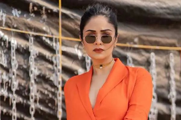 కొత్త ఫోటోలు : శ్రీముఖి