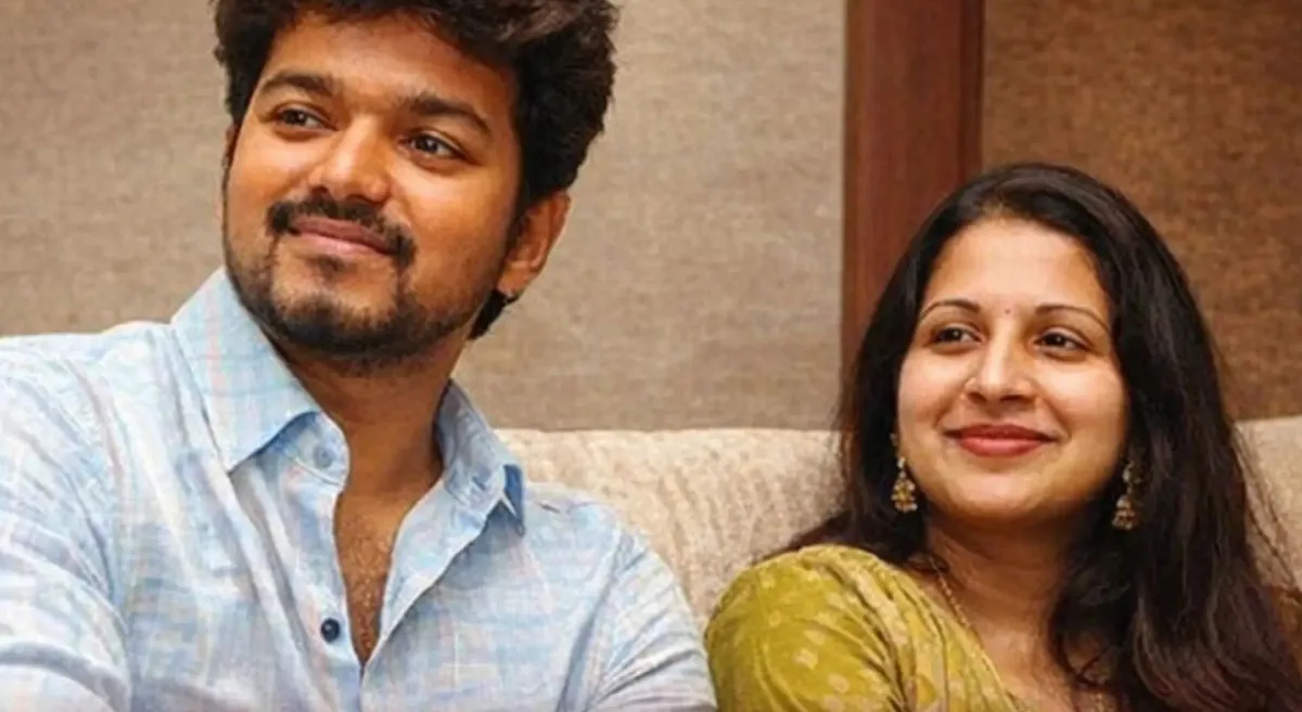 విజయ్, సంగీత విడాకులు.. 250 కోట్లతో ముడి? 1 Thalapathy Vijay Divorce