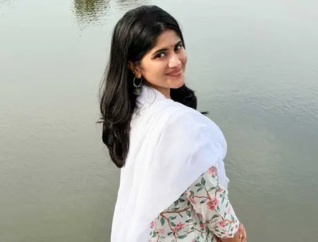 ఫోటోలు : మేఘా ఆకాష్