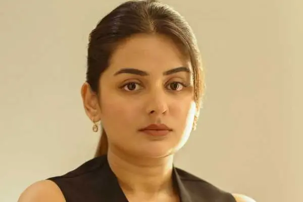 ఫోటోలు : ఎస్తేర్ అనిల్