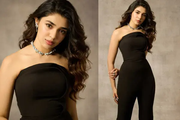 గ్లామరస్ ఫోటోలు: కృతి శెట్టి