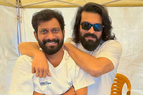 ఫోటోలు: పెద్ది సెట్స్ నుంచి రామ్ చరణ్, బుచ్చిబాబు సానా