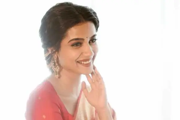 కొత్త ఫోటోలు: శ్రీ గౌరీ ప్రియ