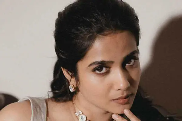 ఫోటోలు : శ్రీ గౌరీ ప్రియ