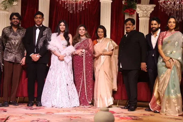 ఫోటోలు : ఆసియన్ సునీల్ కుమార్తె సిమ్రాన్ మరియు క్రిష్‌ల వివాహ రిసెప్షన్ – సెట్ 1