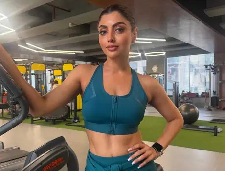 కొత్త ఫోటోలు : ఆకాంక్ష పూరి