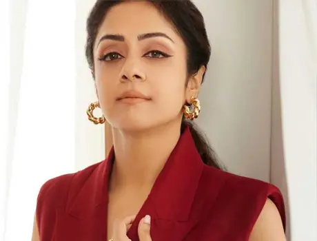 కొత్త ఫోటోలు : జ్యోతిక