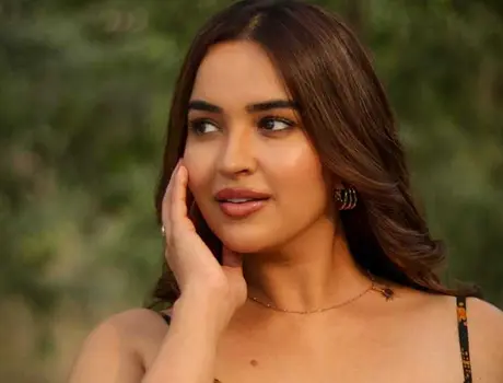 ఫోటోలు : పూజిత పొన్నాడ