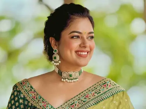 ఫోటోలు : సిద్ధి ఇద్నాని