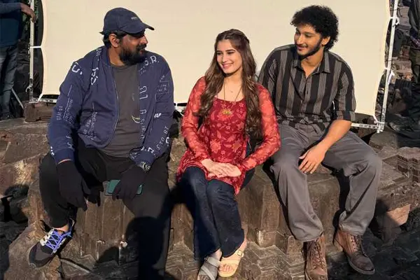 లొకేషన్ స్టిల్స్‌ : శ్రీనివాస మంగాపురం (జయకృష్ణ ఘట్టమనేని, రాశ తాడాని)