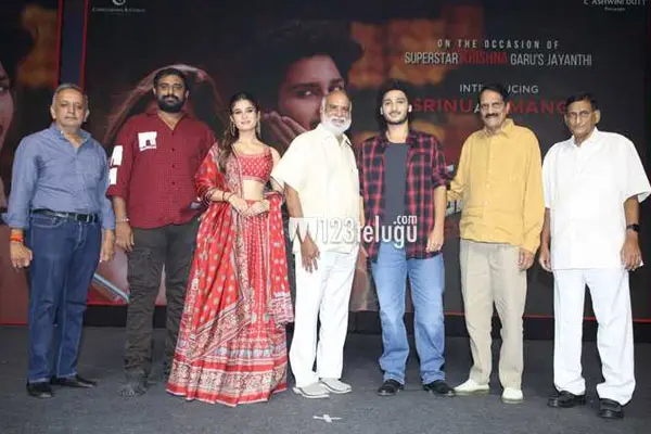 ఫోటోలు : శ్రీనివాస మంగాపురం మూవీ ఇంట్రడక్షన్ ప్రెస్ మీట్