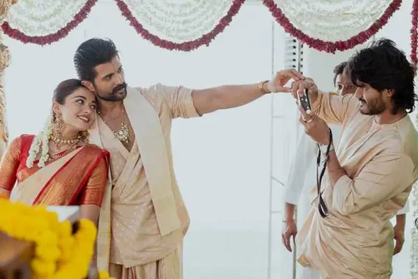 ఫోటోలు: విజయ్, రష్మిక పెళ్లి వేడుక నుంచి చూడని చిత్రాలు