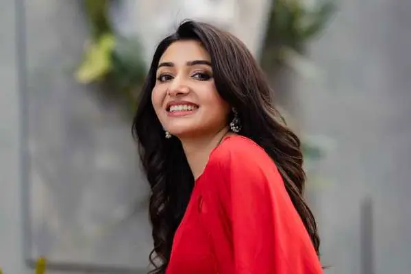 లేటెస్ట్ ఫొటోస్ : మీరేనా మీనన్