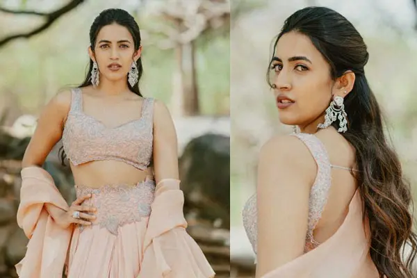 ఫోటోలు : అమేజింగ్ నిహారిక కొణిదెల