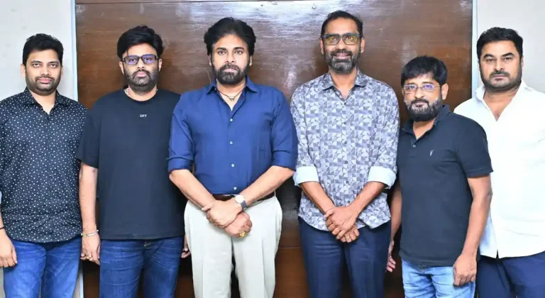 ఫోటోలు : ఏపీ డిప్యూటీ సీఎం పవన్ కళ్యాణ్‌ను కలిసిన టాలీవుడ్ నిర్మాతలు