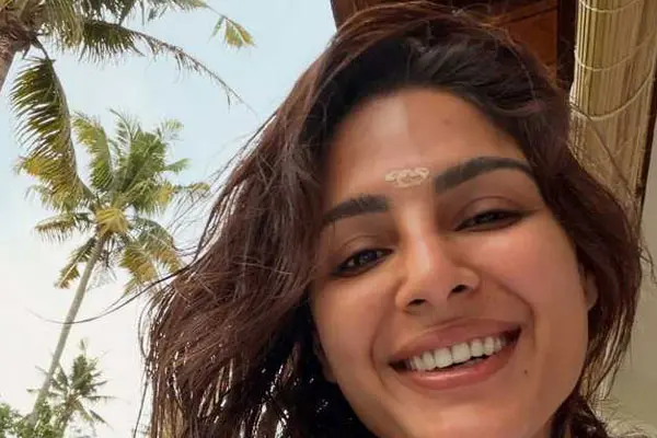 ఫోటోలు : సంయుక్త మీనన్