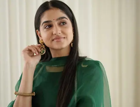 కొత్త ఫోటోలు : అనస్వర రాజన్