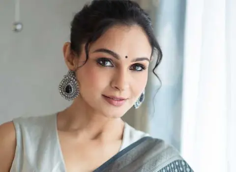 ఫోటోలు : ఆండ్రియా జెరెమియా
