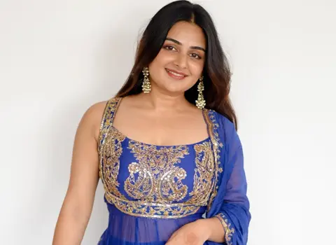 ఫోటోలు : ఎస్తర్ అనిల్