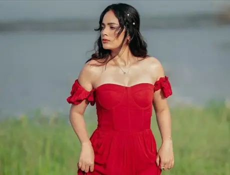 కొత్త ఫోటోలు : నందిత శ్వేత