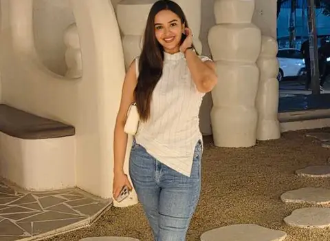 ఫోటోలు : పూజిత పొన్నాడ
