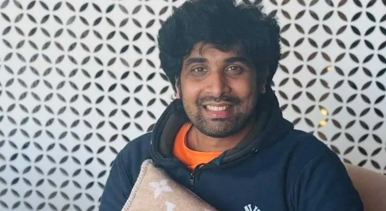 లూయిస్ వ్యూట్టన్ స్టోర్‌లో నటుడు రాజ్ దాసిరెడ్డి.. త్వరలో కొత్త సినిమా ప్రకటన