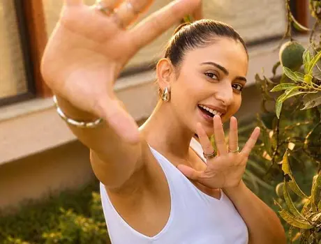 కొత్త ఫోటోలు : రకుల్ ప్రీత్ సింగ్