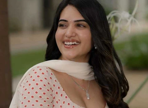 ఫోటోలు : స్రవంతి చోకరపు