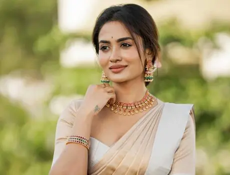 కొత్త ఫోటోలు : తేజు అశ్విని