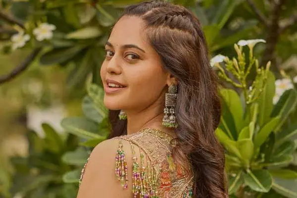 కొత్త ఫోటోలు : బిందు మాధవి