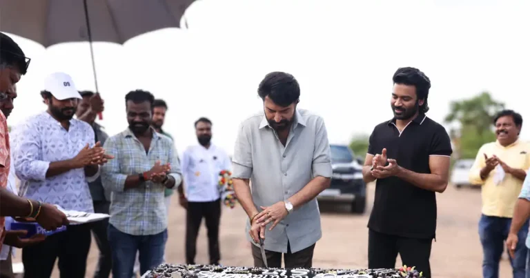 పిక్ టాక్ : షూటింగ్ సెట్స్‌లో మమ్ముట్టి ‘పద్మభూషణ్’ సెలబ్రేషన్స్ జరిపిన ధనుష్..!