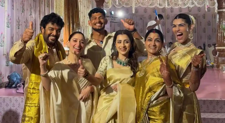 పిక్ టాక్ : ఖుష్బూ కూతురి పెళ్లిలో త్రిష-తమన్నా సందడి..!