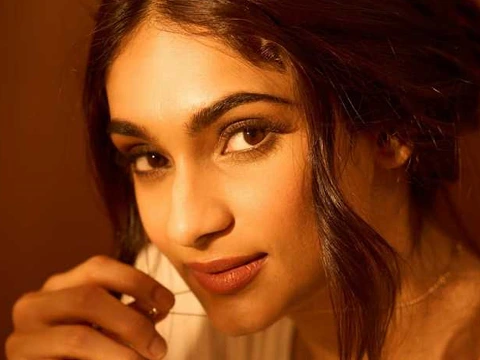 ఫోటోలు : లిఖిత యలమంచిలి