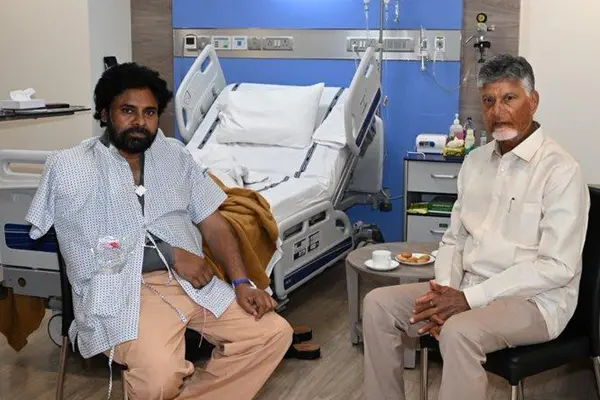 ఫోటోలు : ముంబైలో సర్జరీ తర్వాత పవన్ కళ్యాణ్‌ను పరామర్శించిన రాజకీయ నేతలు