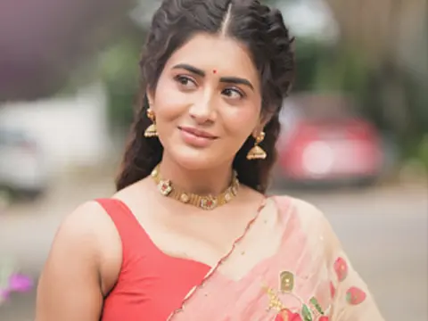 ఫోటోలు : రాశి సింగ్