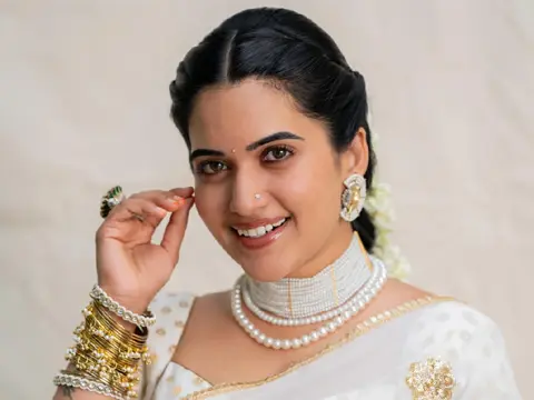 ఫోటోలు : స్రవంతి చోకరపు