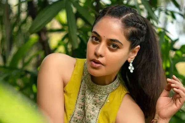 కొత్త ఫోటోలు : బిందు మాధవి