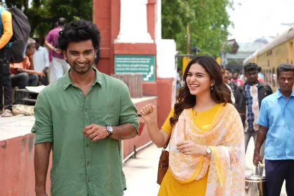 లొకేషన్ స్టిల్స్‌లో: హృదయం మురళి (అథర్వ, కయదు లోహర్)