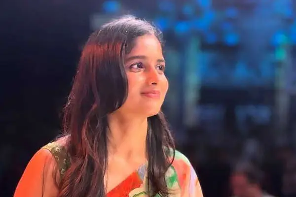 కొత్త ఫోటోలు: షాలిని కొండేపూడి