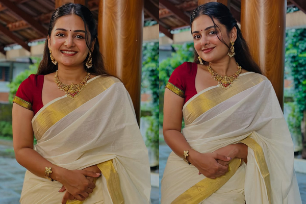 ఫోటోలు : ఎస్తర్ అనిల్