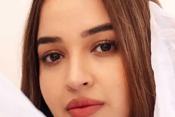 కొత్త ఫోటోలు : పూజిత పొన్నాడ