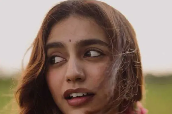 ఫోటోలు: ప్రియా ప్రకాష్ వారియర్