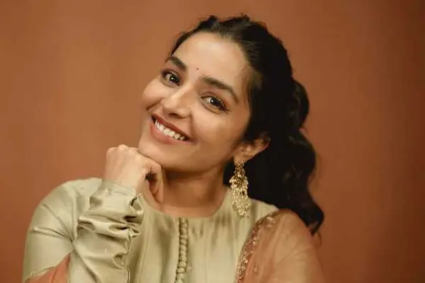 ఫోటోలు : రజిషా విజయన్
