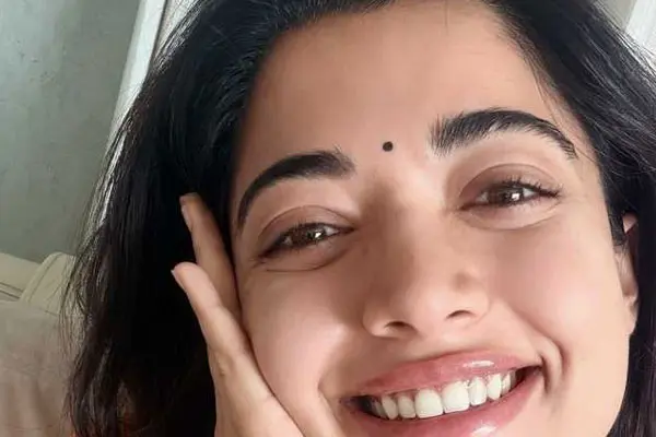 కొత్త ఫోటోలు : రష్మిక మందన్న