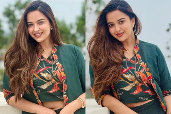 ఫోటోలు : పూజిత పొన్నాడ