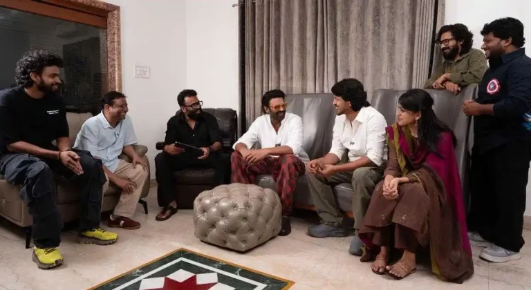 రొమాంచకం: ఓపెనింగ్స్ అదిరిపోవాలి.. రెబల్స్ కి ప్రభాస్ పిలుపు